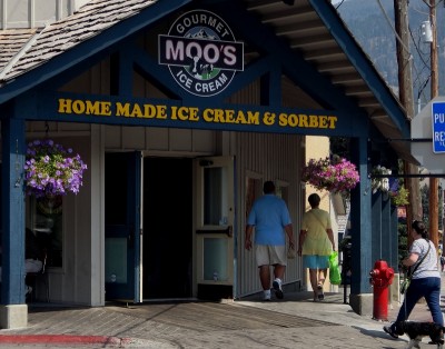 Moo's gourmet ice cream Jackson Hole Wy Dining