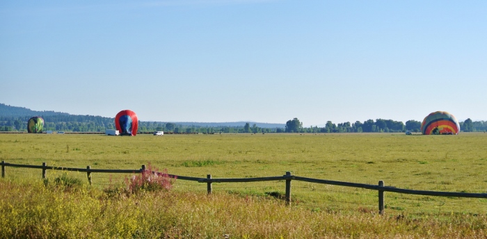 wyoming hot air ballooning ranch picture