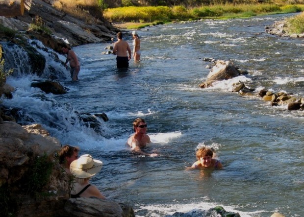 boiling river yellowstone national park