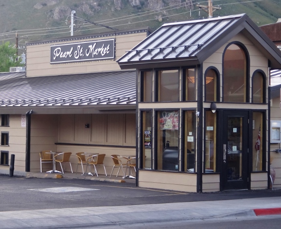 pearl st market exterior jackson hole wy